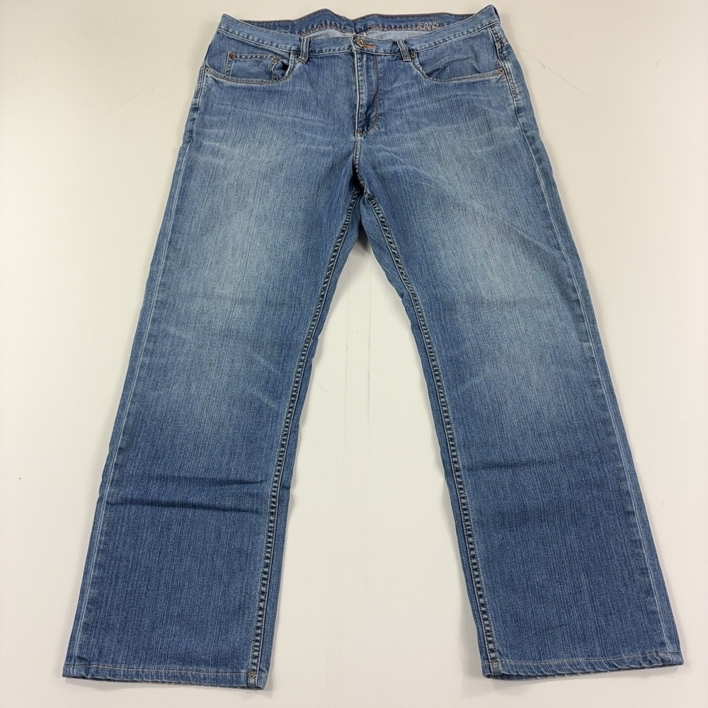 Tommy Bahama Standard Jeans Mens 40x32 Blue Medium Wash Straight Denim Pants